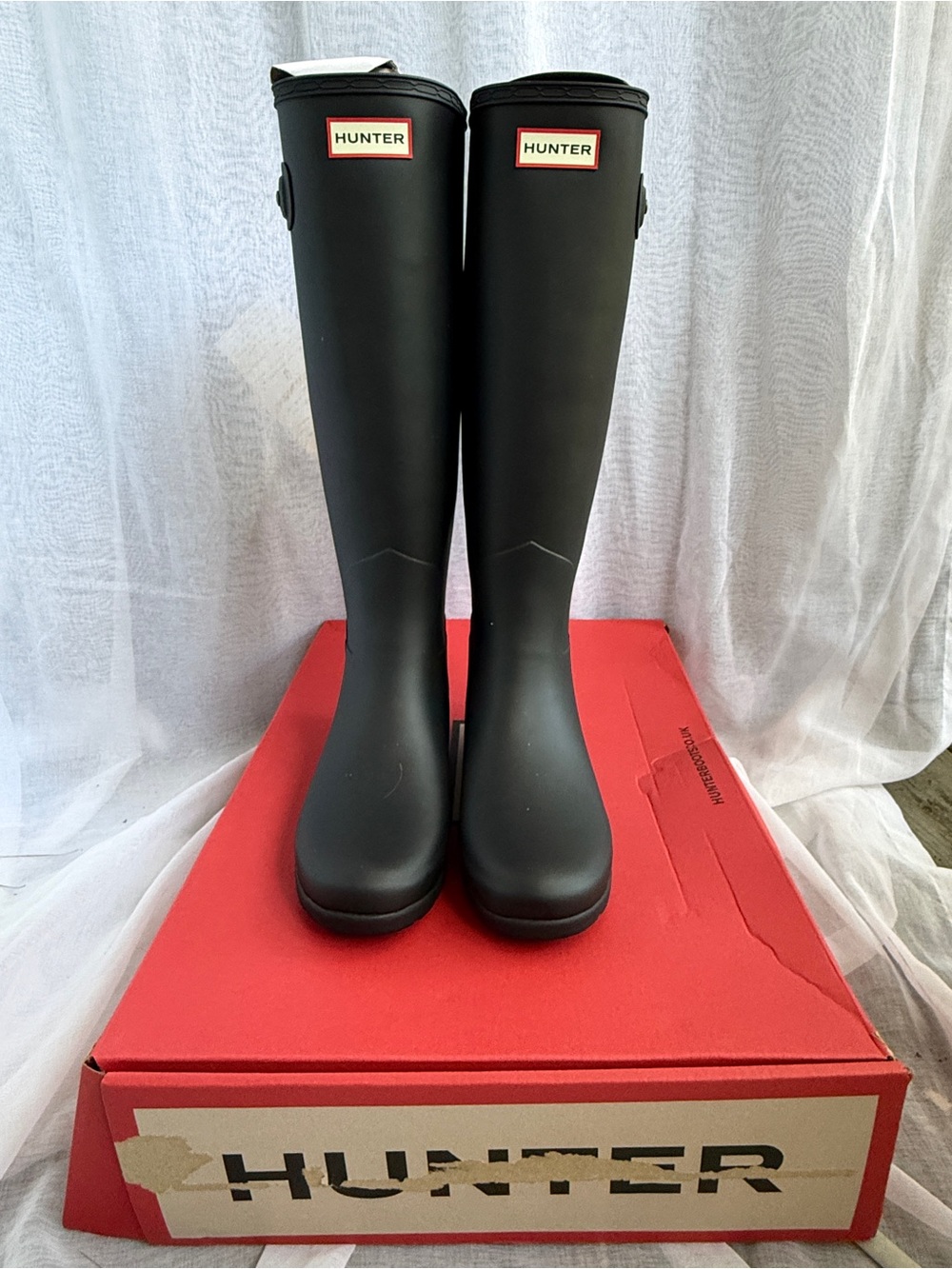 New! HUNTER Women’s Refined Tall Rain Boots | US 8 | UK 6 | EU 39 🖤☔️NEW! - Picture 2 of 10